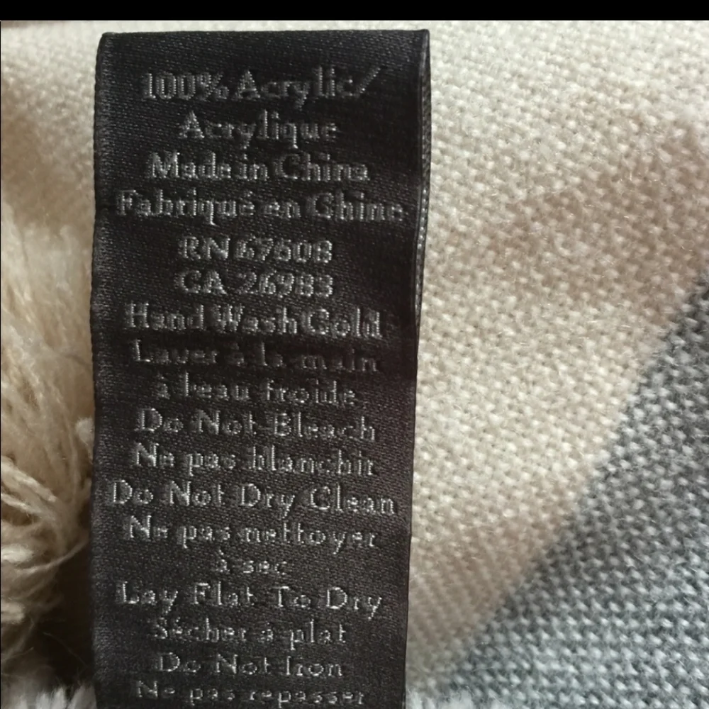 Vince Camuto pale‎ Pink and Grey Scarf pom pom pom